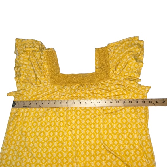 Old Navy Crochet Neckline Geometric Squares Rayon Top - Women’s 2X - Picture 3 of 12